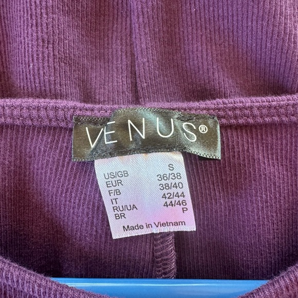 Venus dress size S - Picture 3 of 3